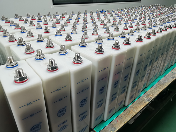 KPM85 Ni-Cd Batteries